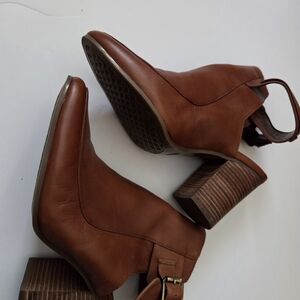 BNWOT Aerosoles Brown Leather Open Back Ankle Boots / Mules